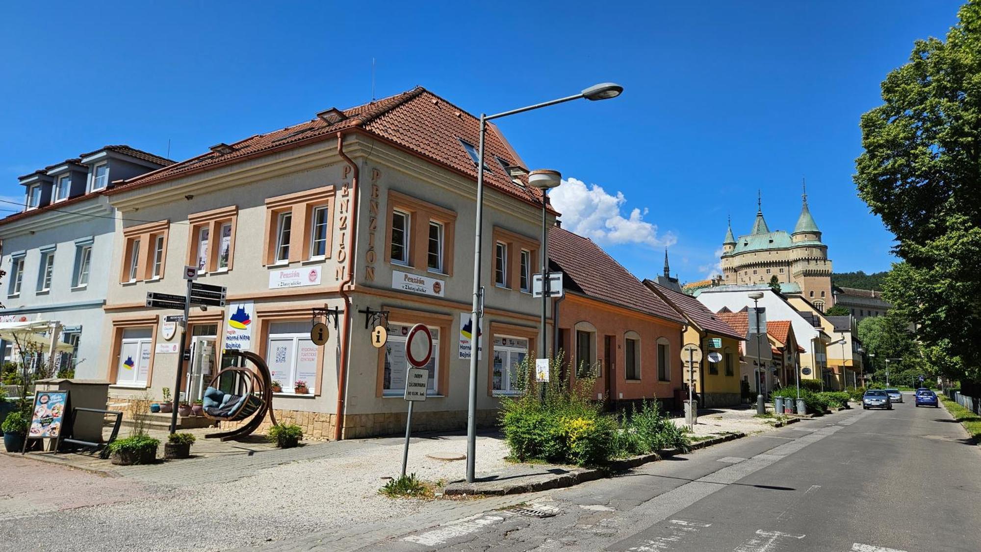 Apartmany V Zlatej Ulicke Бойниці Екстер'єр фото